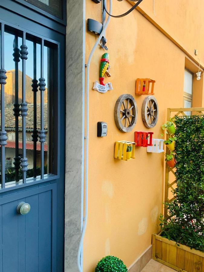 Suite I Biddizzi Da Sicilia CTA Exteriör bild